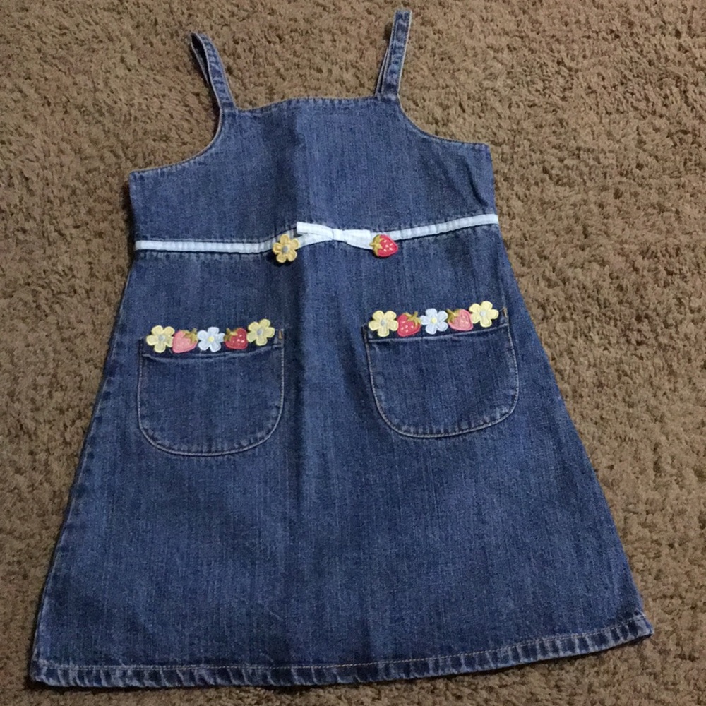 Vintage Gymboree Strawberry Patch denim jean dress with pockets Sz 6 - Picture 1 of 10